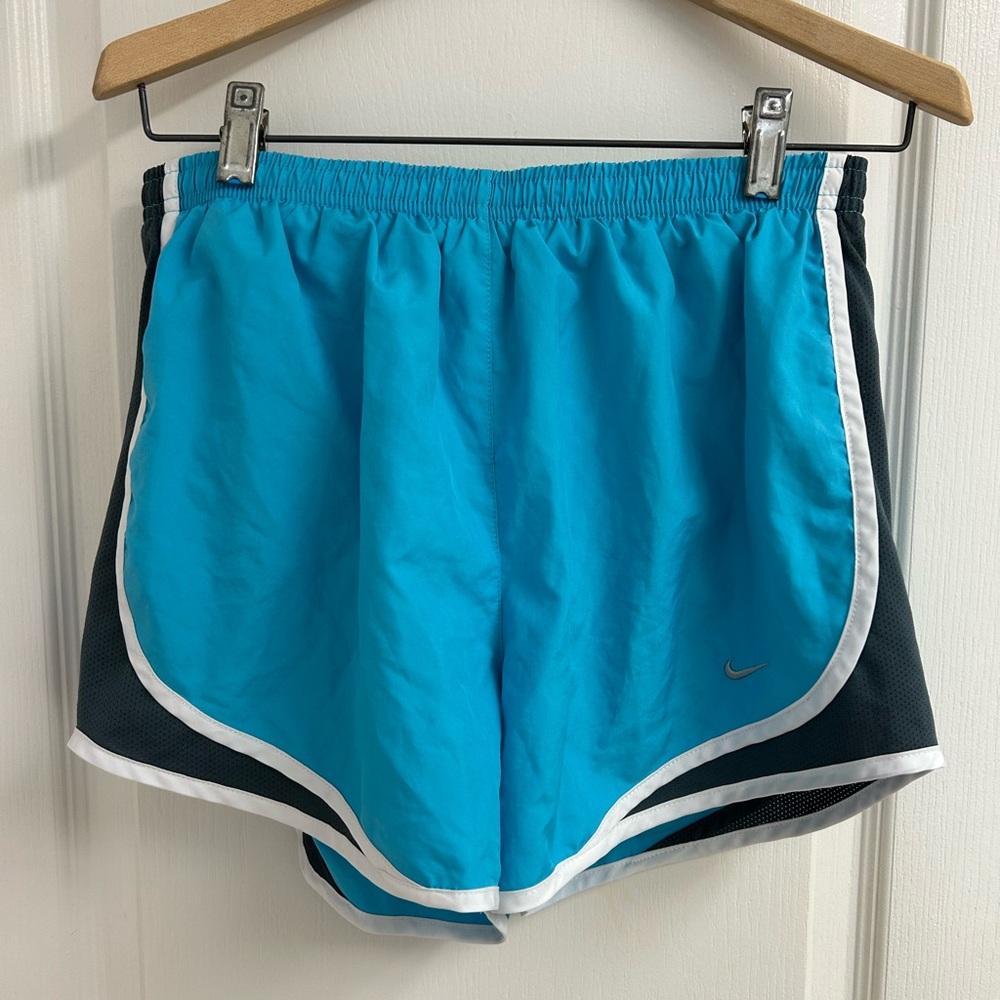 NIKE Tempo Running Shorts, Turquoise Blue Women’s Medium
